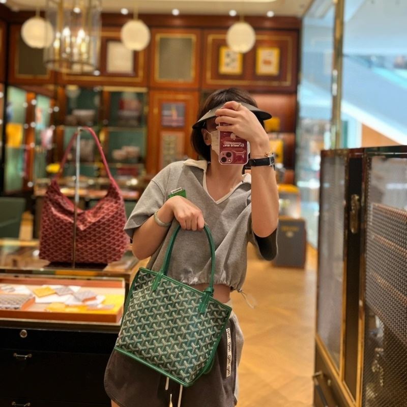 Goyard Shopping Bags